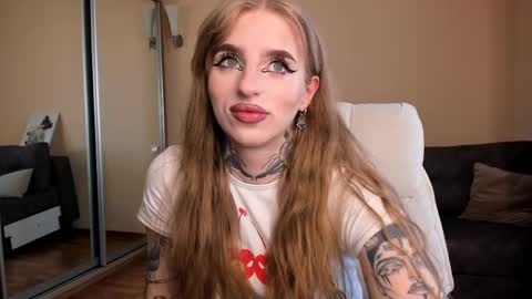 Julia online show from March 15, 5:31 am