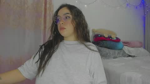 Natii  online show from April 5, 11:15 pm