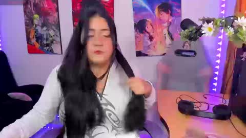 Snapshot of haruu2 chatting on September 9, 1:00 pm karen  online show from September 9, 1:00 pm