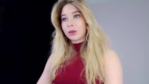 Anna online show from February 9, 8:38 am