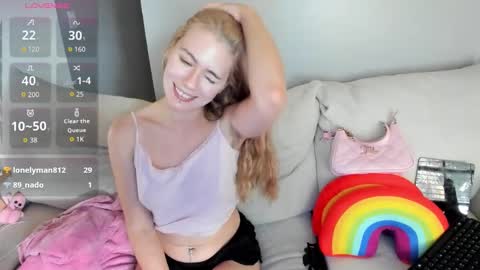 Hayley online show from December 18, 6:23 pm