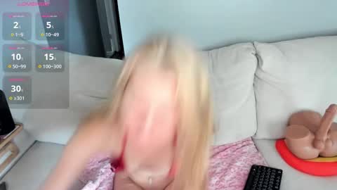 Hayley online show from November 9, 7:43 pm