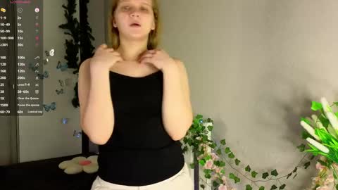 Jenny online show from April 13, 3:24 pm