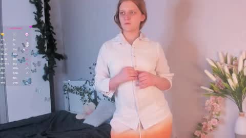 Jenny online show from March 27, 3:24 pm