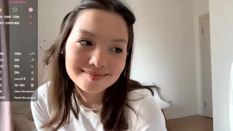 Kira online show from May 30, 12:14 pm