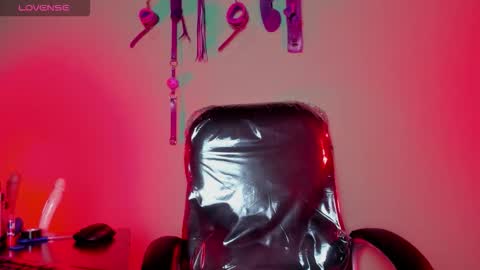 HAZZ SMITH online show from March 4, 5:52 pm