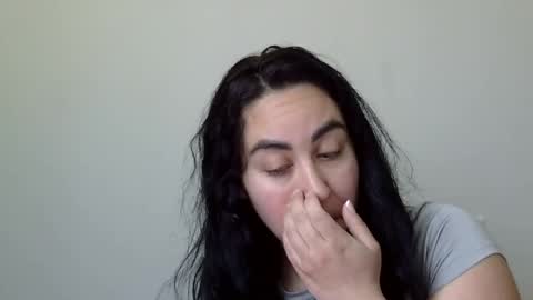 heatwavee online show from December 17, 4:00 pm