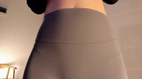 Jeen online show from February 26, 2:27 pm