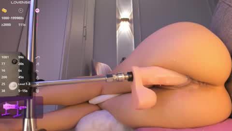 Call me Mia online show from November 10, 4:51 am