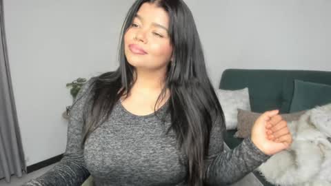 helen_miller online show from December 4, 12:41 am