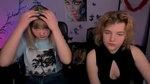 helen_shineee online show from December 22, 6:49 am