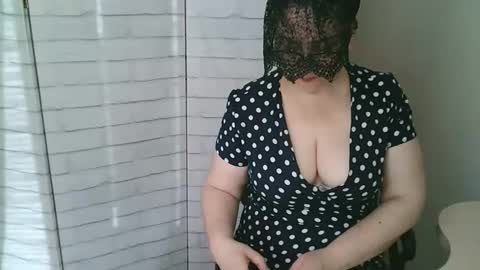 Helen online show from March 6, 6:30 am