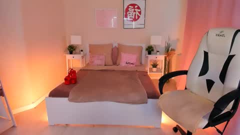 Helena online show from September 27, 1:40 pm