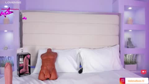 H E L E N A  online show from September 8, 7:35 pm