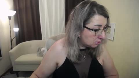 helenenigma online show from November 13, 7:57 pm