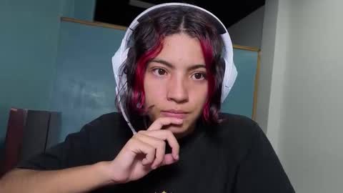 Helia Transfem and Amy online show from September 24, 5:17 am