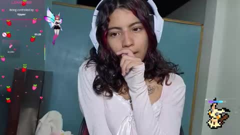 Helia Transfem and Amy online show from October 7, 5:12 am