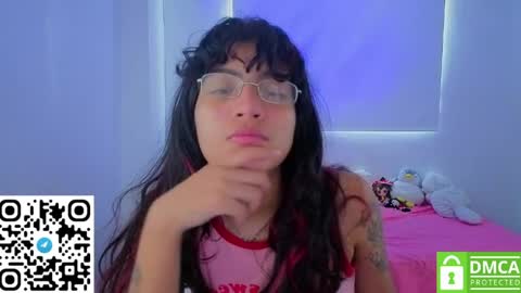 Helia Transfem and Amy online show from April 1, 1:41 pm