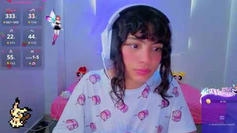 Helia Transfem and Amy online show from March 2, 8:48 pm