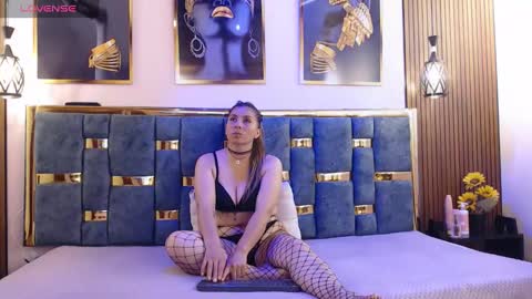 Hellen.  online show from April 10, 11:27 am