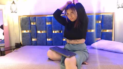 Hellen.  online show from March 24, 11:15 am