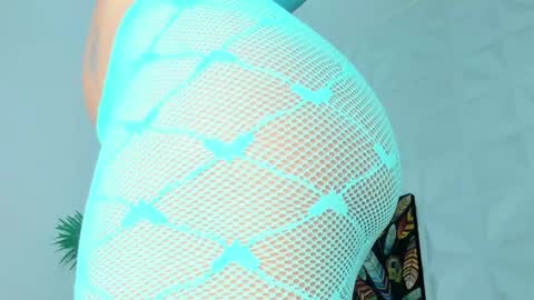 hellen     online show from November 18, 7:15 pm