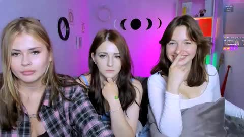 Helli online show from September 10, 7:36 pm