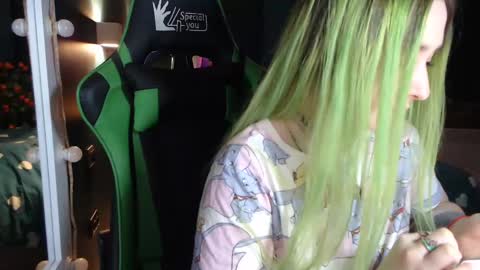 Snapshot of hentaishiing chatting on February 24, 5:31 pm Hentaishiing online show from February 24, 5:31 pm