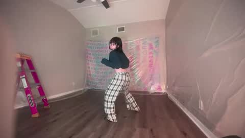 salem online show from December 3, 6:35 am