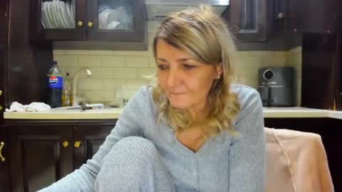 Heyheygrey online show from February 14, 8:15 pm