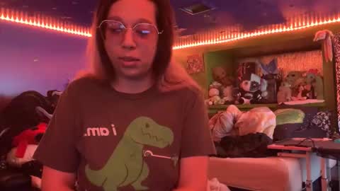 HiGHNESS CANNA online show from March 21, 1:21 am