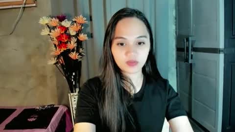 hilarymolly online show from February 22, 7:37 pm