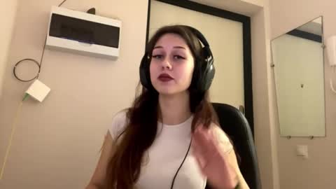 Snapshot of hildredmabray chatting on October 8, 6:40 am Hi Im Elizabeth online show from October 8, 6:40 am