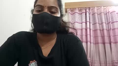 himuhimu22 online show from October 25, 8:15 pm