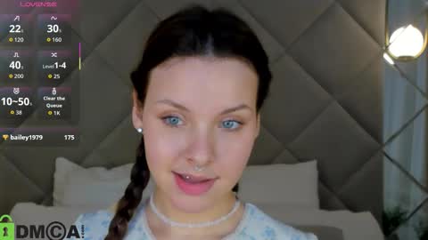 Snapshot of hina_smith chatting on October 17, 12:08 pm hina smilth online show from October 17, 12:08 pm