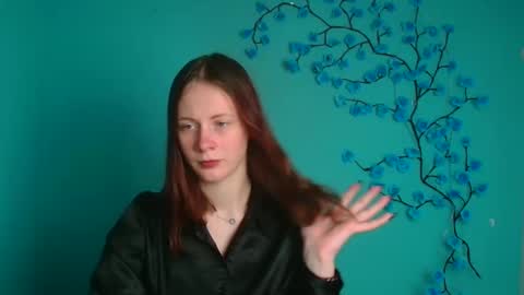 Hinata online show from April 10, 11:27 am