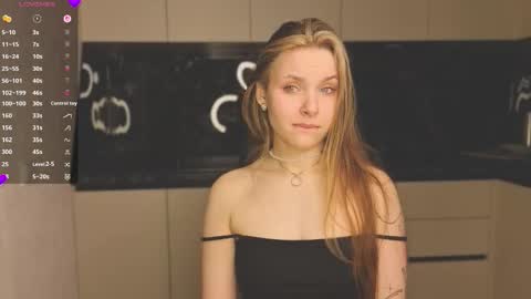 Hina online show from March 27, 2:18 pm