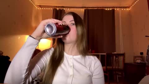 I am Amy ntmu Lets hit 10 Thumbs Up together online show from February 18, 4:28 pm