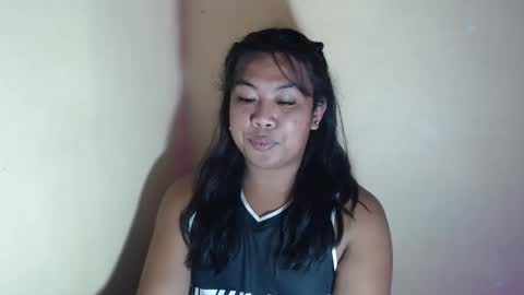 Layla3 online show from March 11, 3:03 pm