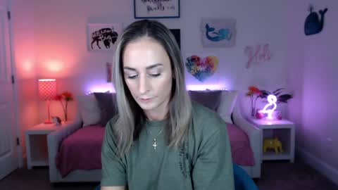 Holi Hurricane online show from October 8, 2:38 am