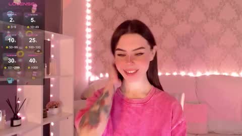 Mia online show from October 19, 3:52 am