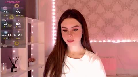 Mia online show from September 21, 4:55 am