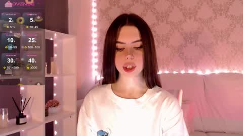 Mia online show from September 29, 4:17 am