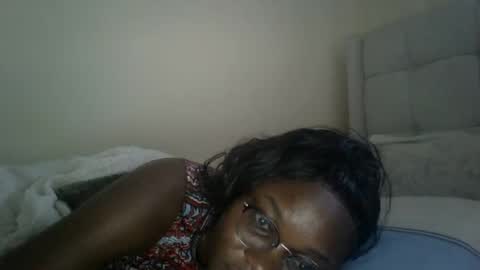 Honevey online show from April 3, 3:32 pm