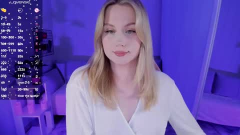 Tammy online show from April 13, 10:43 pm