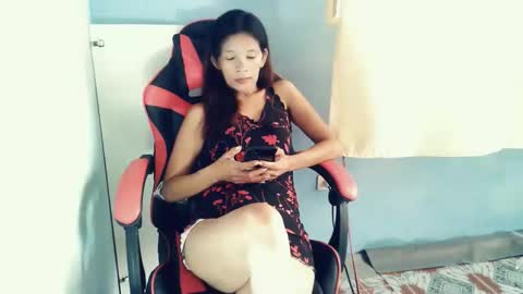 honey_mollyxx online show from May 16, 1:41 am