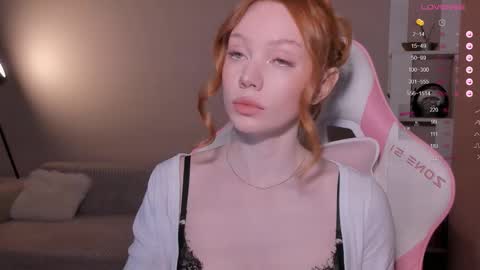 honeyautumn online show from February 13, 12:23 am