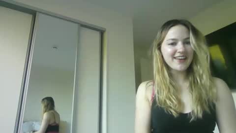 honeyblakex online show from May 10, 3:08 am
