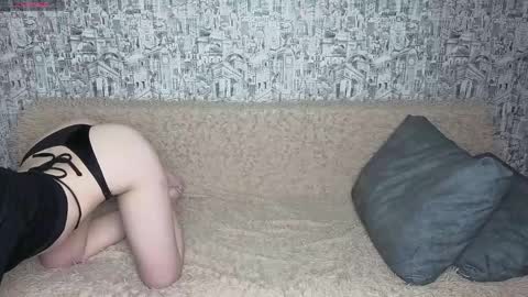 honeyhook online show from April 10, 8:04 pm