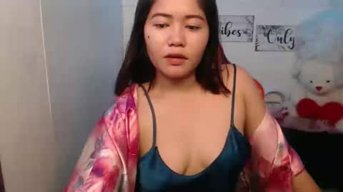 honeylicious01 online show from September 18, 6:34 am